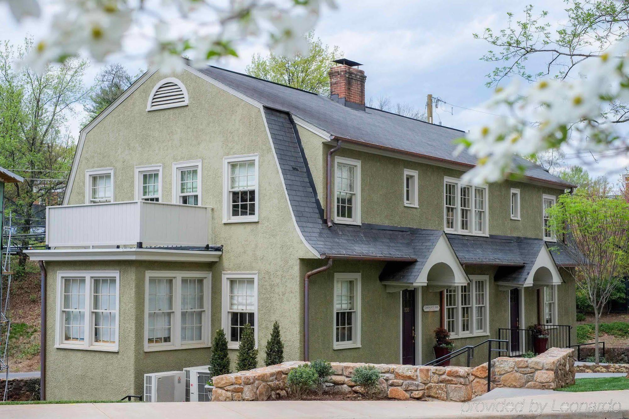 Oakhurst Inn At The University Σάρλοτσβιλ Εξωτερικό φωτογραφία